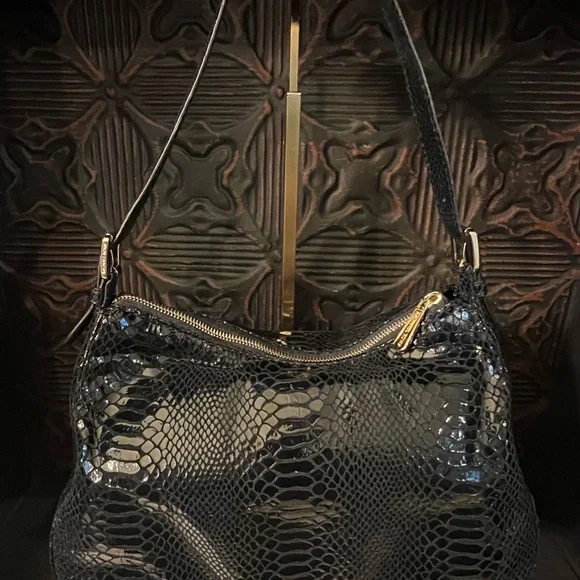 Michael Kors Black Snakeskin Embossed Shoulder Bag NWOT - Picture 4 of 15